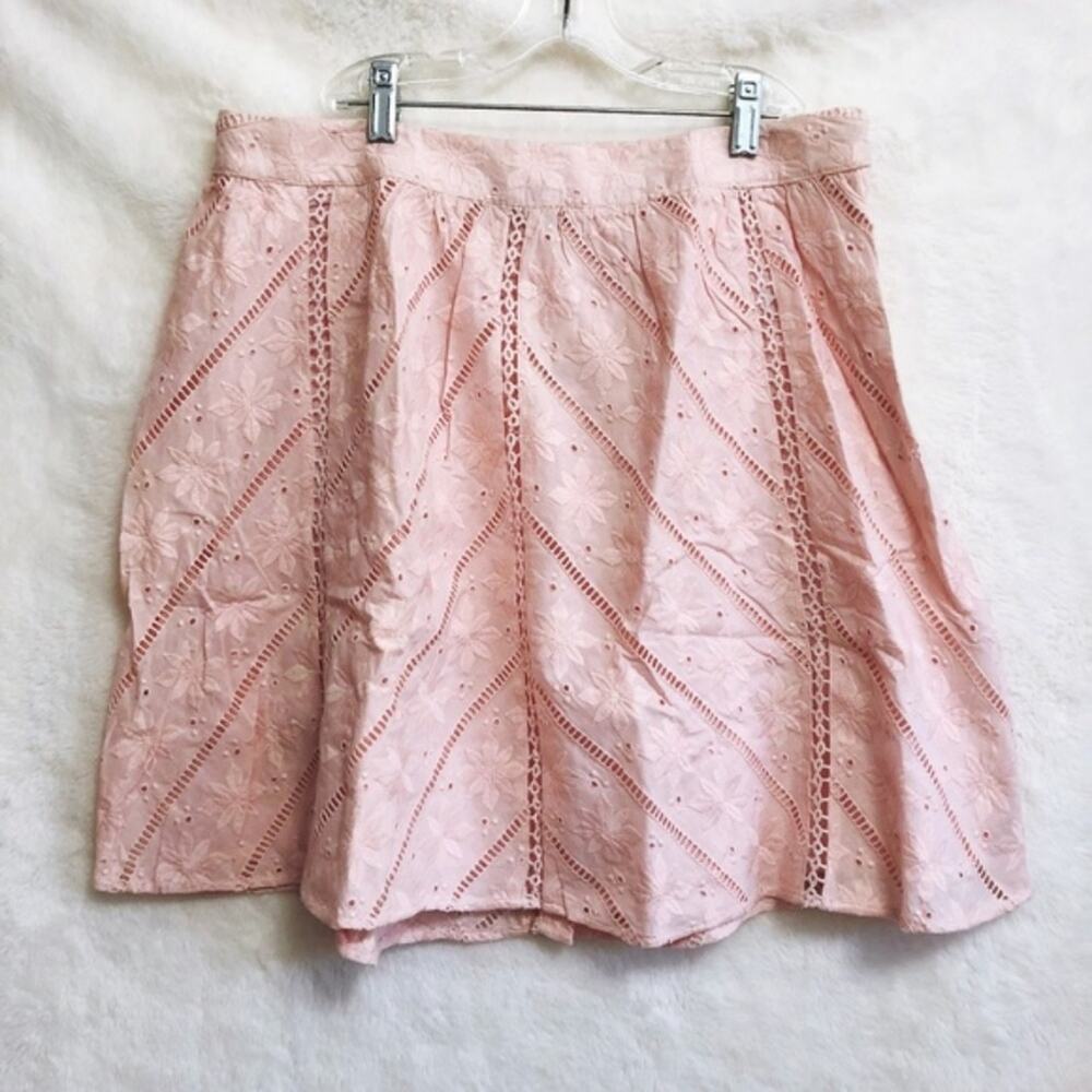 LOFT Light Pink Chevron Floral Cutout Cotton Skirt - Picture 6 of 8